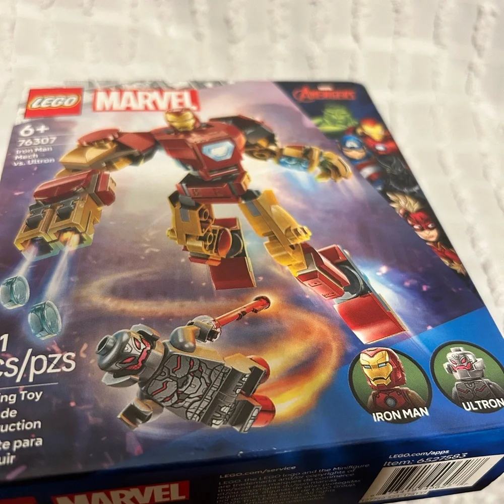 Iron Man Lego Marvel Mech vs Ultron NWT‎